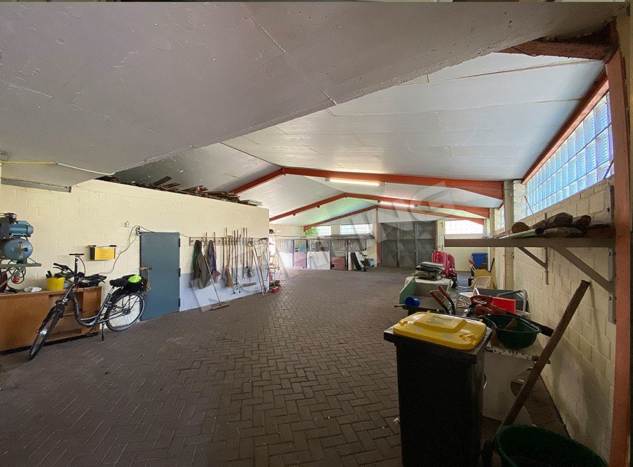 Hallenkomplex inklusive Pferdeboxen Landhaus Vechta