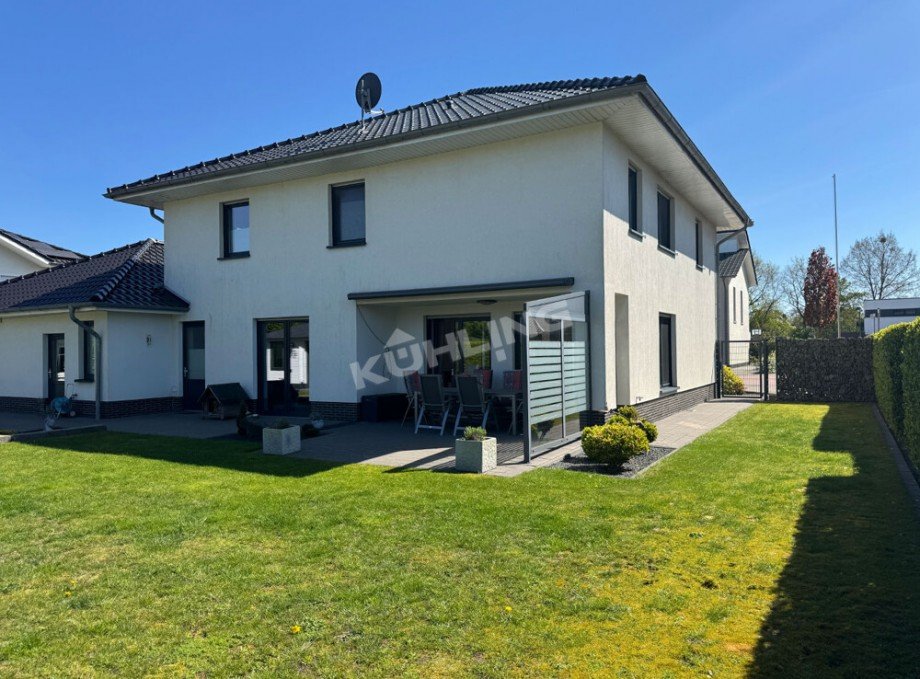 Garten und Terrasse Einfamilienhaus Lohne (Oldenburg)