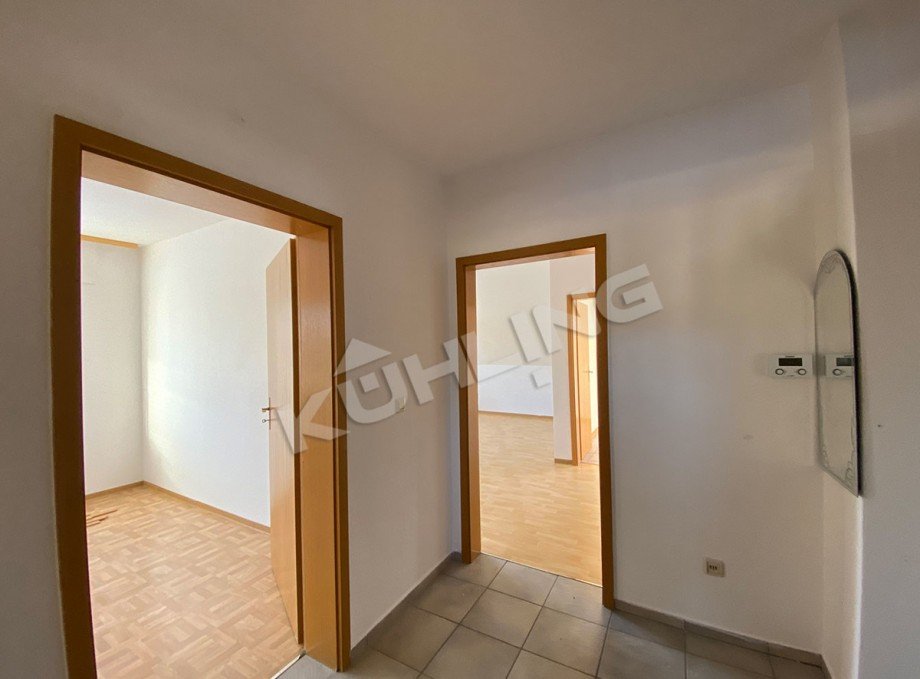 Flur OG re Mehrfamilienhaus L�ningen