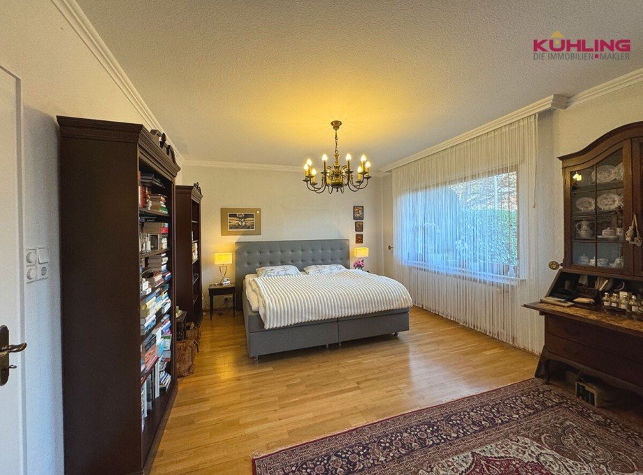 Gro�z�gigkeit auch im Schlafzimmer EG Einfamilienhaus Diepholz