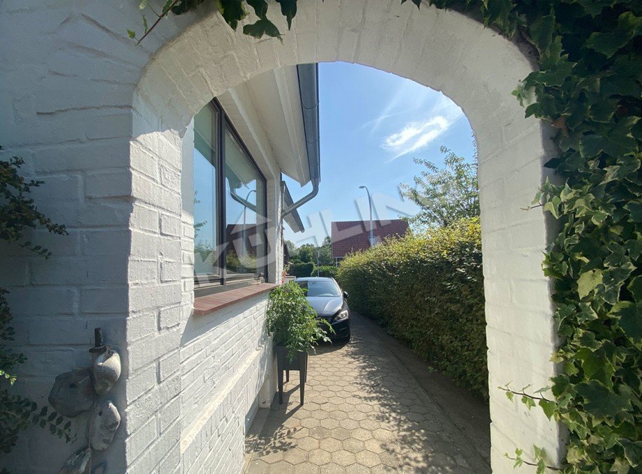 Durchgang in den Garten Einfamilienhaus Vechta