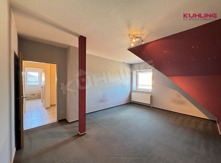 Schlafzimmer OG Doppelhaush�lfte B�hren