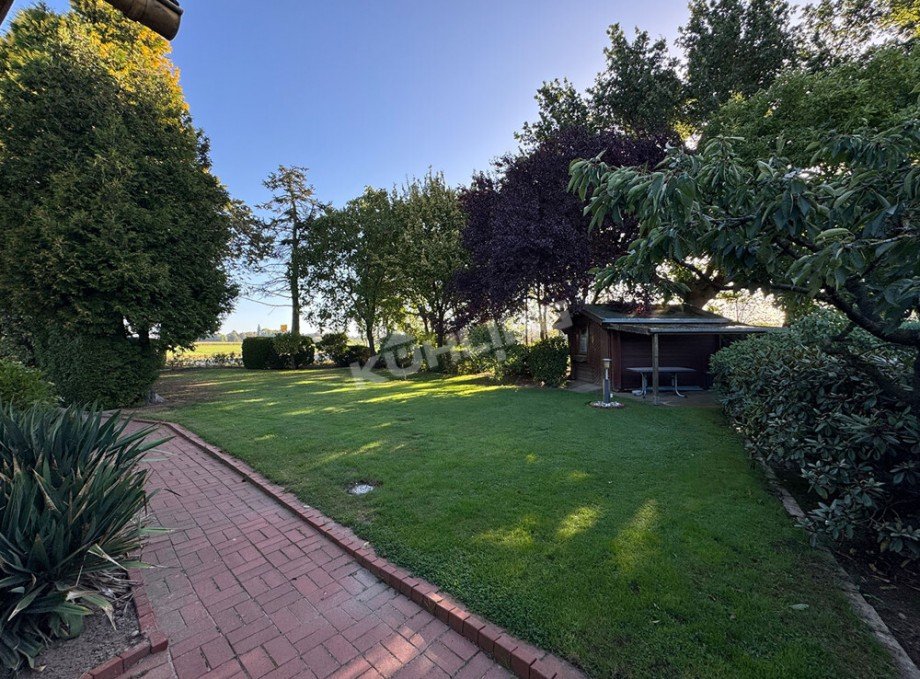  Einfamilienhaus B�hren