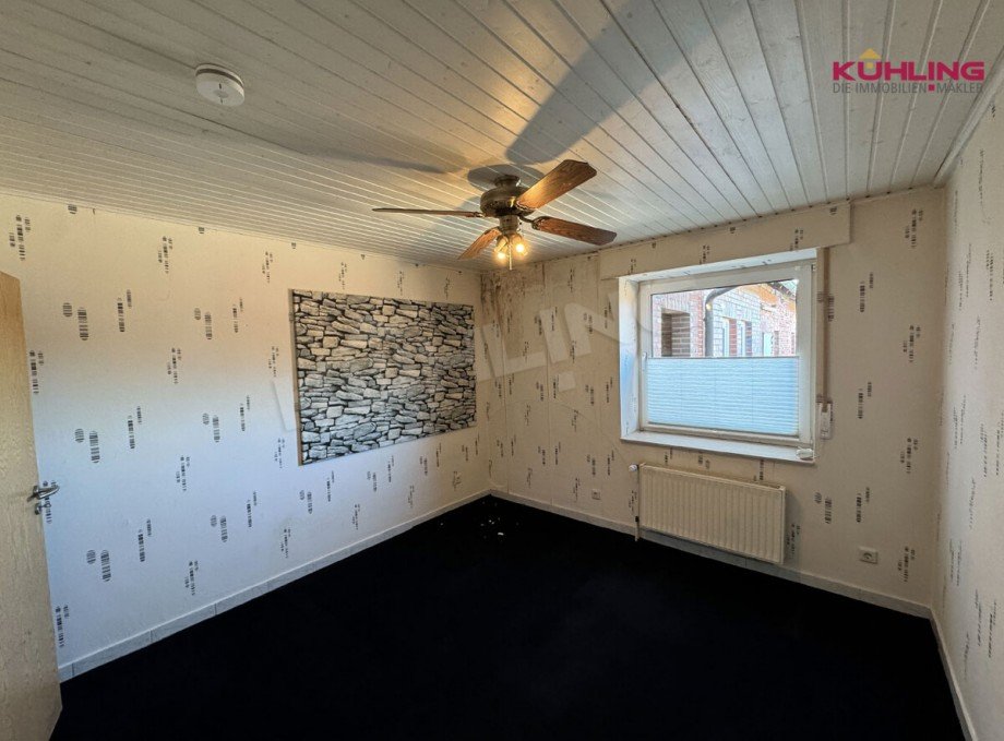 B�ro Doppelhaush�lfte B�hren