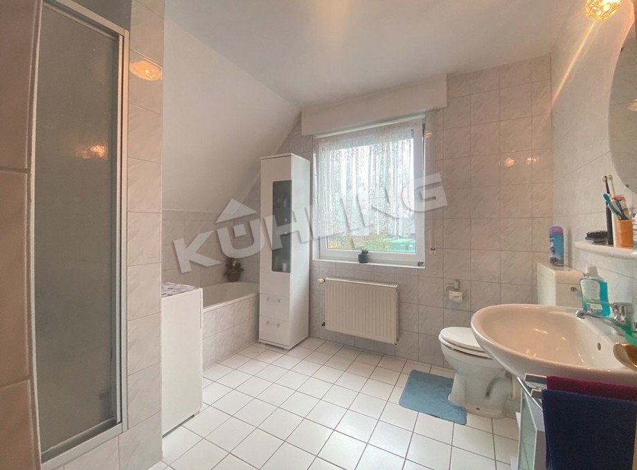 Badezimmer Doppelhaush�lfte Dinklage