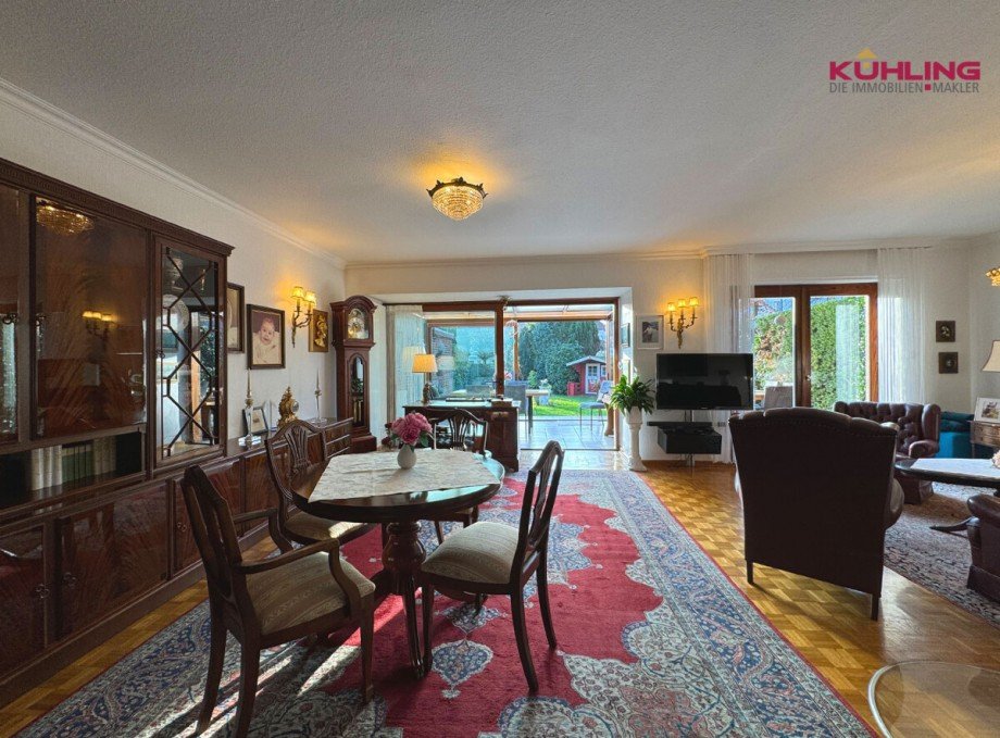 Direkter Zugang zu Wintergarten und Terrasse Einfamilienhaus Diepholz