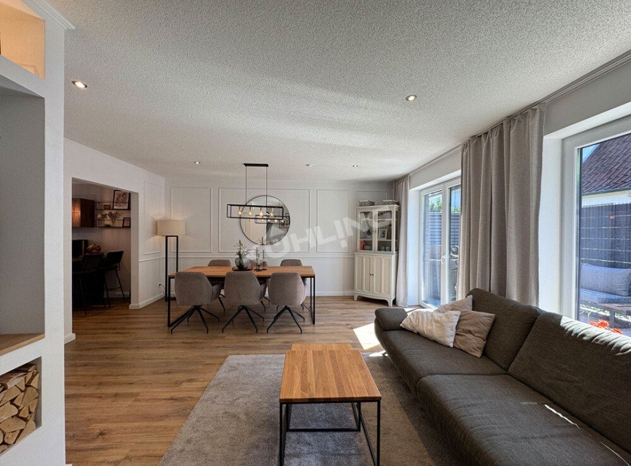 Wohn-/Esszimmer mit Zugang zur K�che! Reihenmittelhaus Vechta