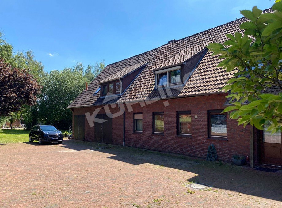 Seitliche Ansicht Mehrfamilienhaus Goldenstedt