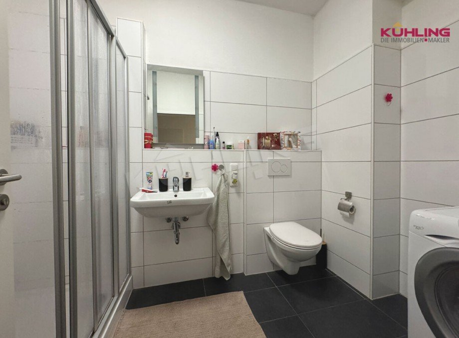 Modernisiertes Bad Dachgeschosswohnung Vechta