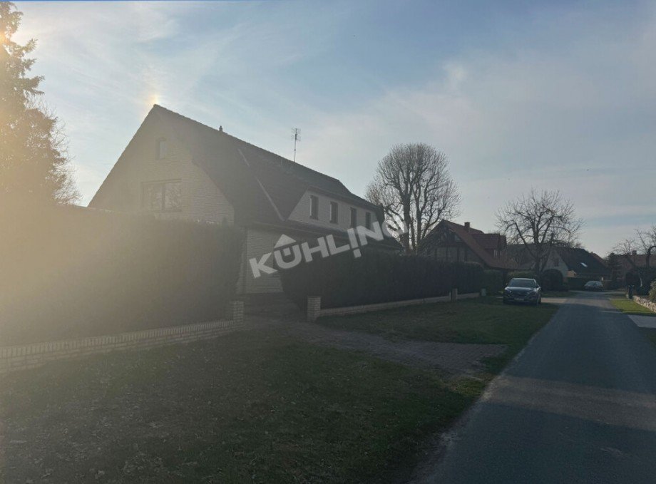 Ein Neuanfang f�r Sie? Zweifamilienhaus Rechterfeld