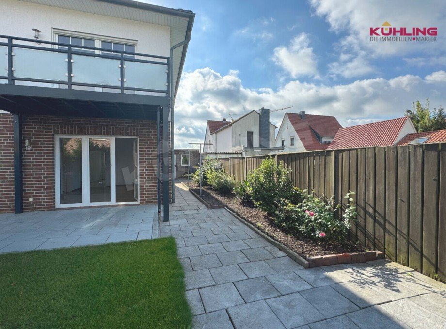 Eindr�cke Garten Zweifamilienhaus Dinklage
