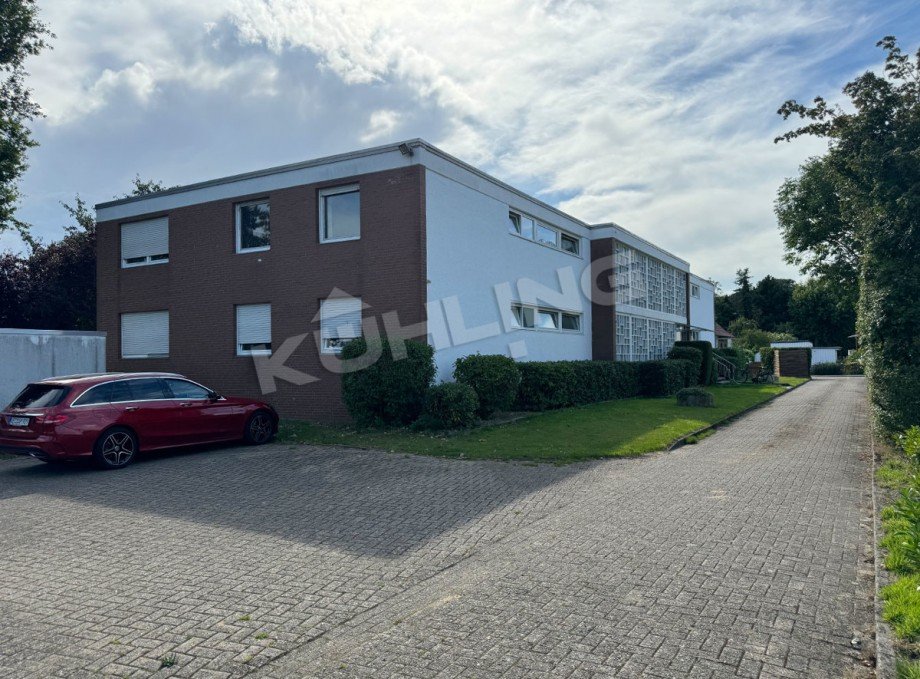Zufahrt Aussenstellpl�tze Mehrfamilienhaus Diepholz