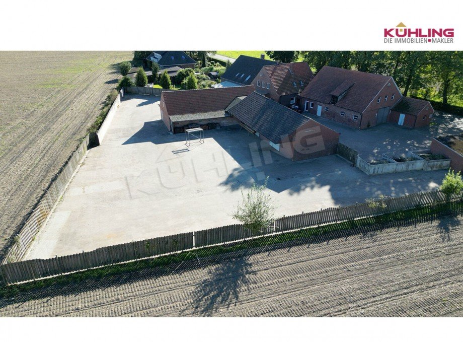 Luftaufnahme Doppelhaush�lfte B�hren