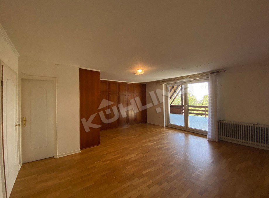 Elternschlafzimmer mit Zugang zum Bad und zur Loggia Haus Visbek
