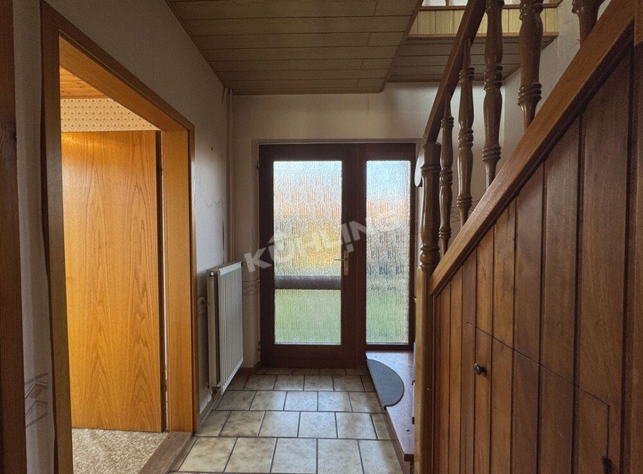 Aufgang zum Obergeschoss Zweifamilienhaus Rechterfeld