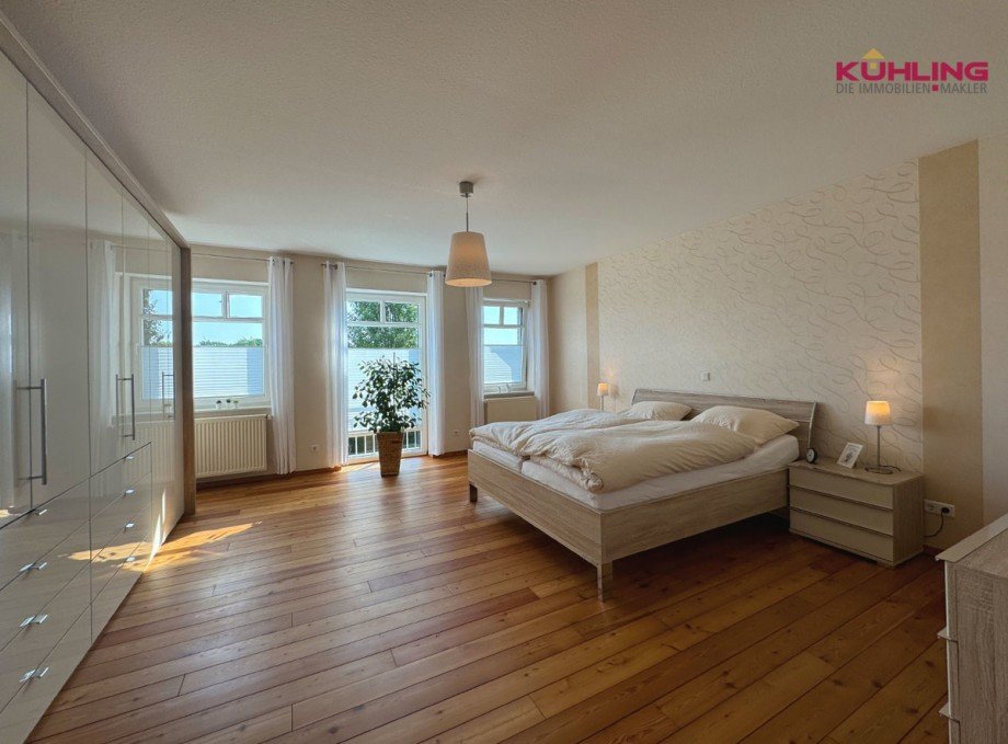 Elternschlafzimmer mit Ausblick Einfamilienhaus L�sche
