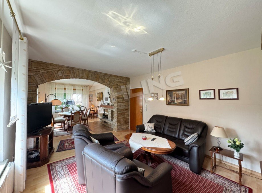 Blick vom Wohn- ins Esszimmer Einfamilienhaus Vechta