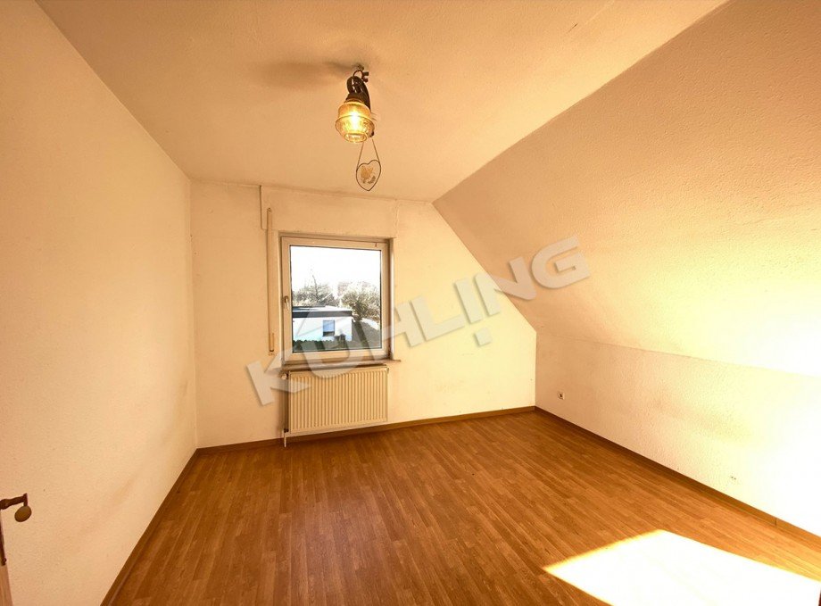 Schlafzimmer OG li Mehrfamilienhaus L�ningen