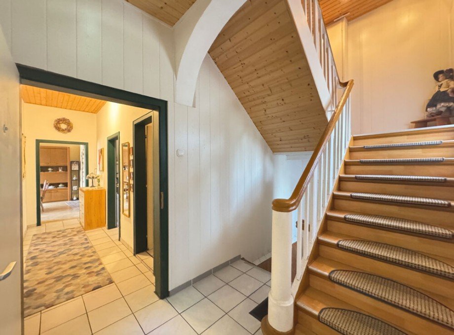 Treppenaufgang in OG Doppelhaush�lfte Vechta