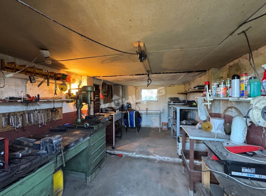 Werkstatt Einfamilienhaus B�hren