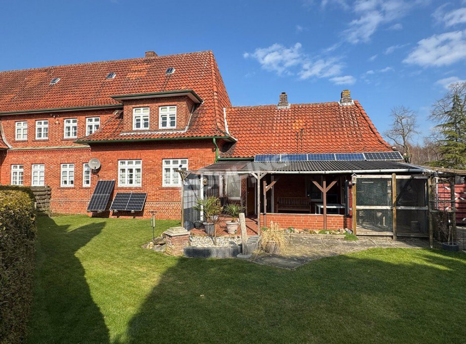 R�ckw�rtige Ansicht Doppelhaush�lfte Vechta